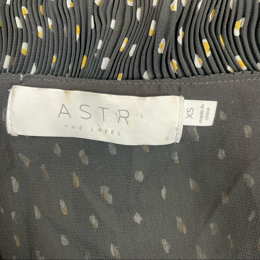 ASTR the Label Faux Wrap Crop Blouse - Picture 5 of 7